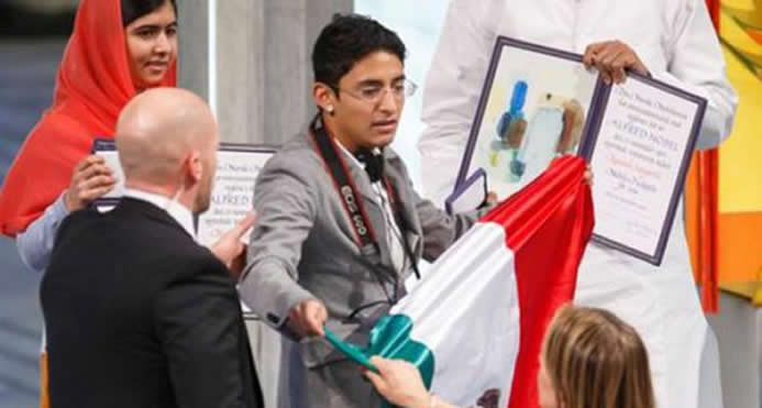 Mexicano irrumpe en la ceremonia del Premio Nobel