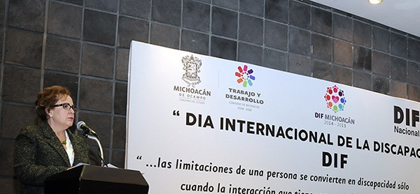 Atherine R. Ettinger inaugura las Jornadas de Discapacidad