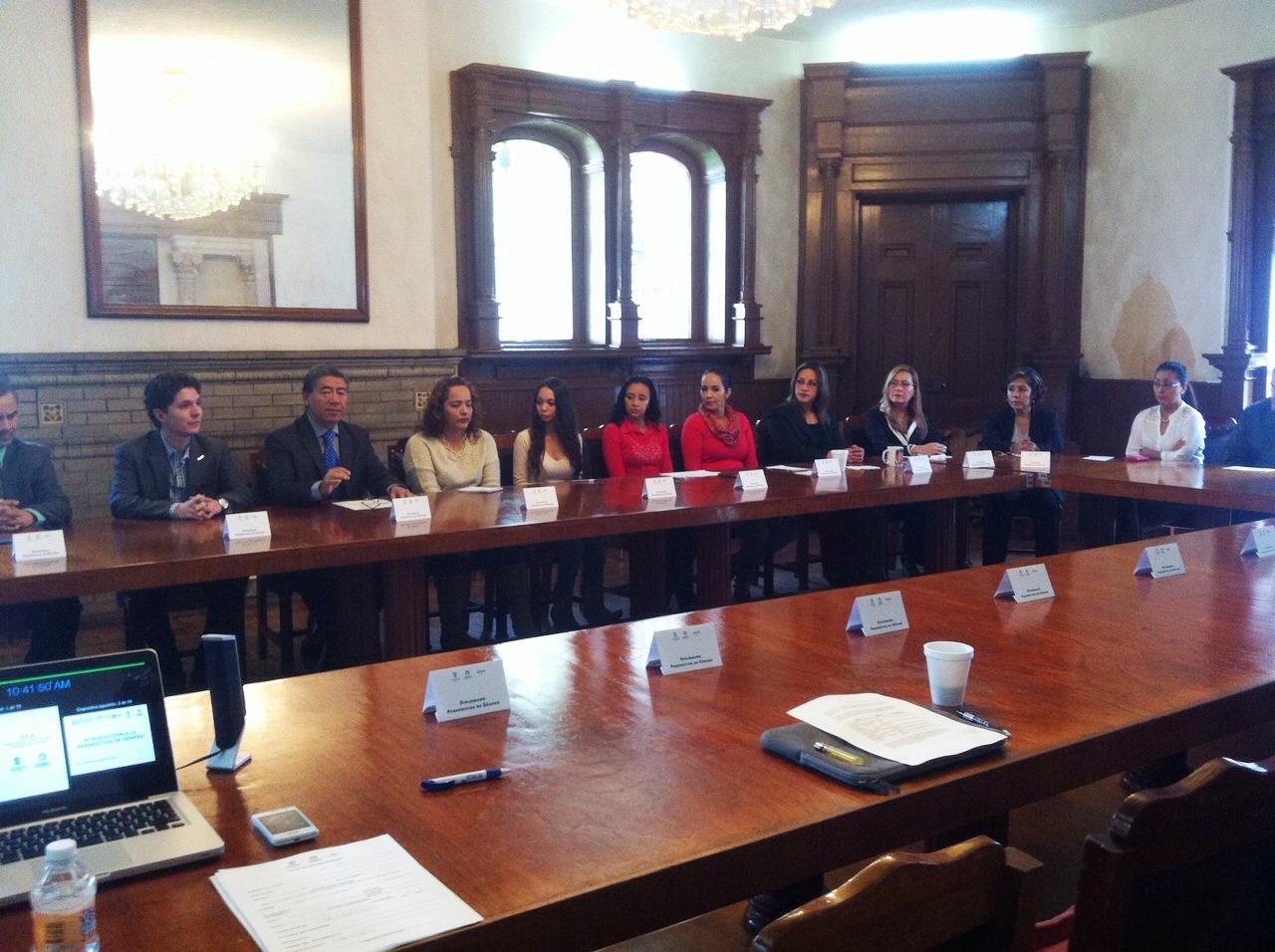 Perspectiva de género, un compromiso permanente de Gobierno del Estado: Esparza Cortina