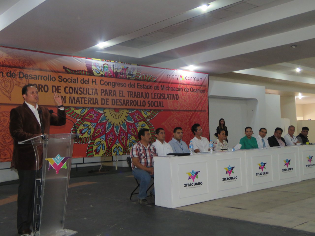 Comisión de Desarrollo Social del Congreso toma en cuenta a la sociedad