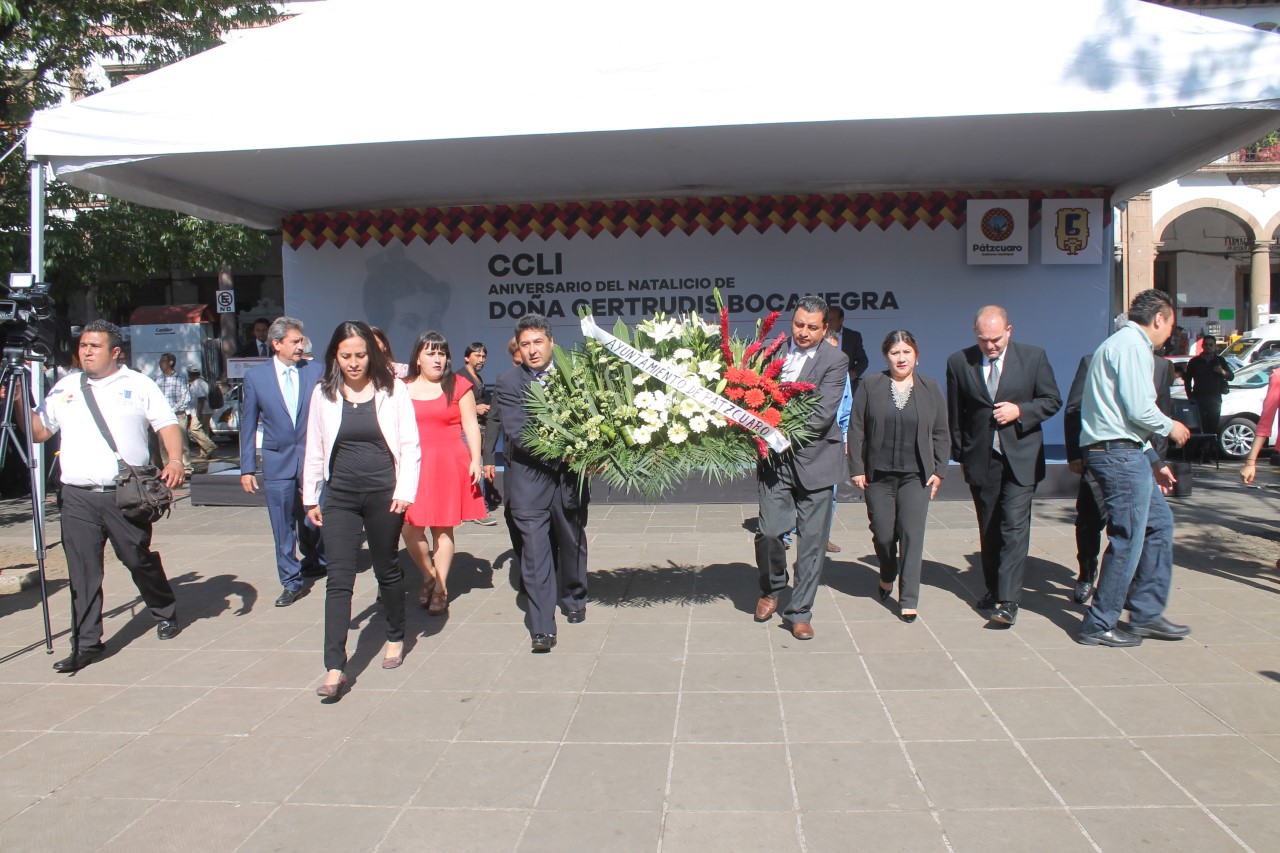 Gobierno de Pátzcuaro conmemoran natalicio de Gertrudis Bocanegra