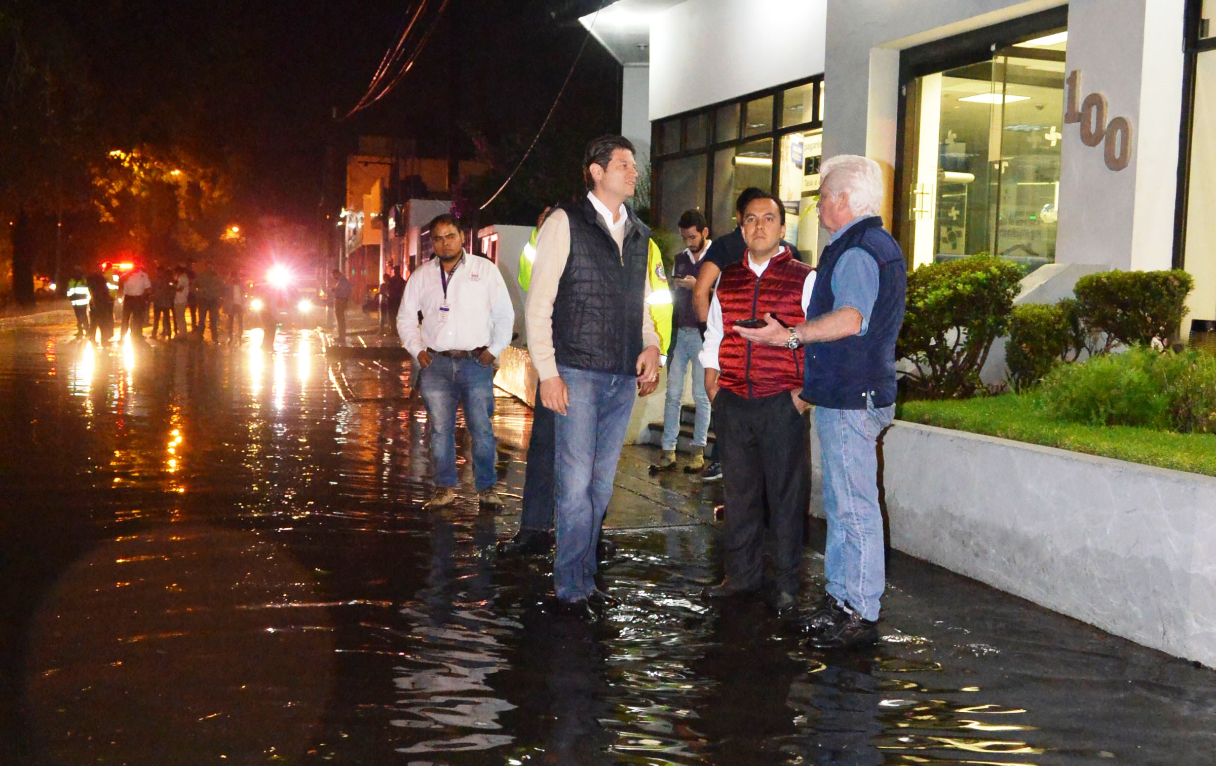 Supervisa Alfonso Martínez zonas afectadas por lluvias