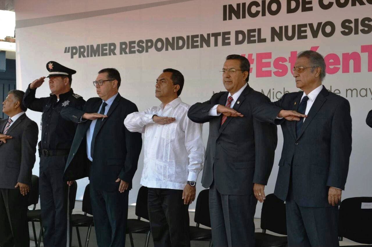 Se trabaja para que policías den servicio de calidad para los michoacanos: WLM