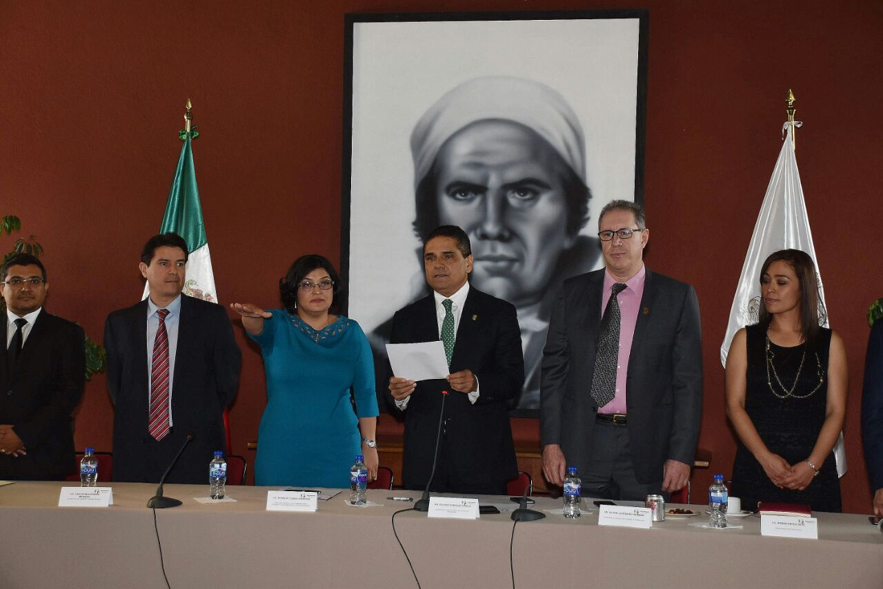 Puerto de Lázaro Cárdenas debe dar vida económica a todo Michoacán: Silvano Aureoles