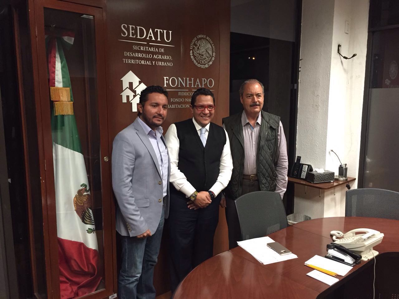 El diputado Federal Víctor Silva apoya gestioes de ediles michoacanos