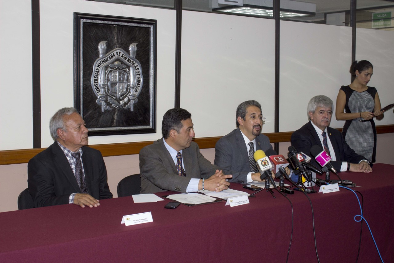 SIGNAN CONVENIO AYUNTAMIENTO DE PÁTZCUARO Y UMSNH