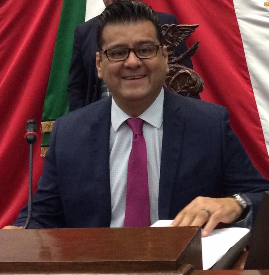 Convoca Juan Bernardo Corona a las y los maestros a participar en la evaluación docente