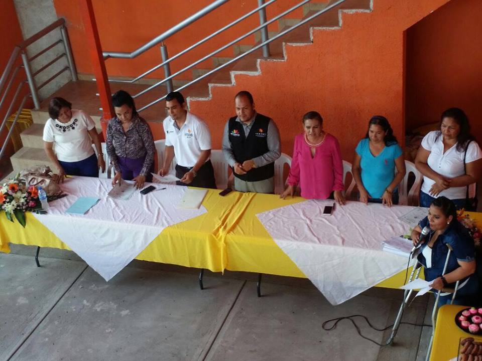 Capacitación camino al bienestar social para Antúnez.