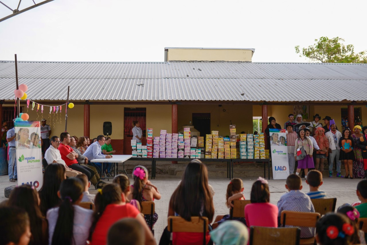 Diputado Lalo Chavira inicia “Misión Futuro” para apoyar a estudiantes