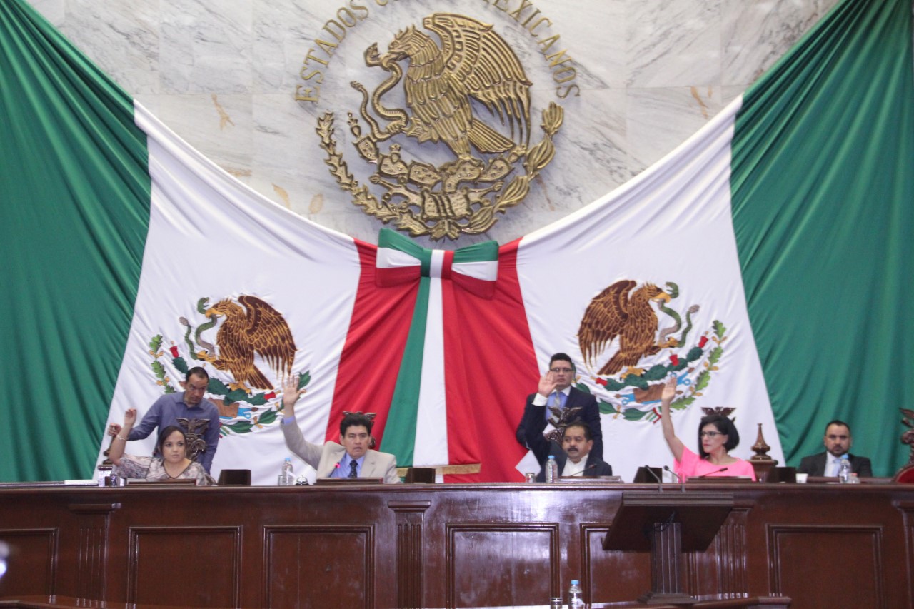 Aspirantes a candidaturas independientes deben renunciar 18 meses antes de la elección