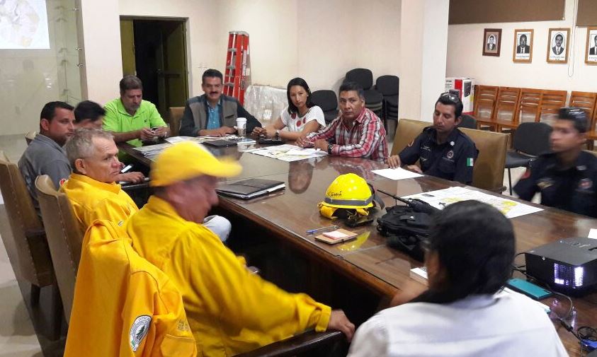 Instalan Grupo Técnico Operativo Interinstitucional para combatir el incendio forestal en el Pico de Tancítaro