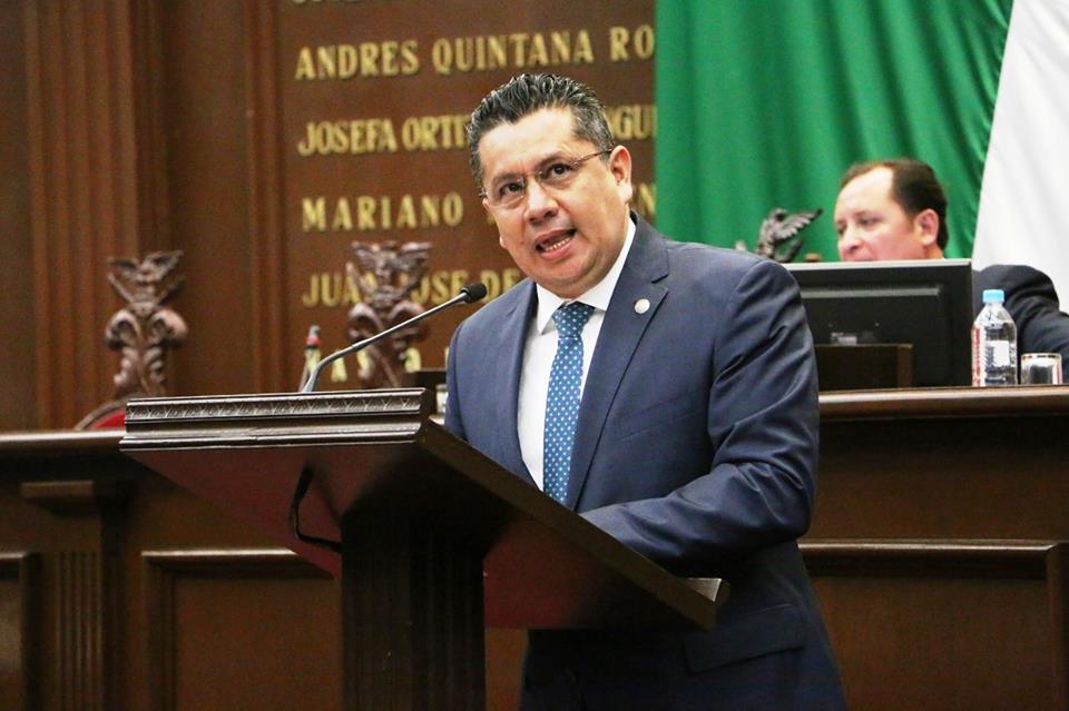 Labor de gestión permanente de Eduardo Garcia Chavira