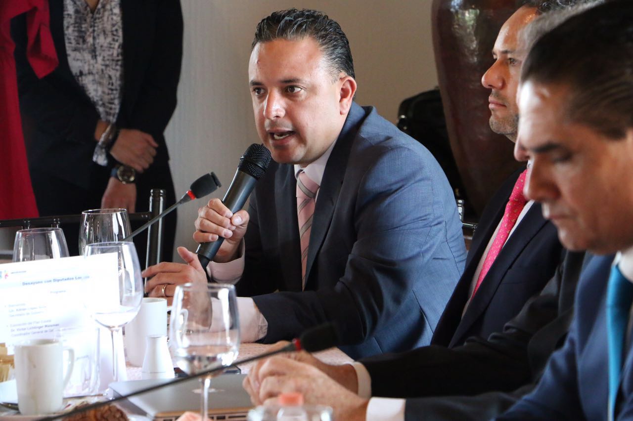 Diputados el PAN reiteran combate frontal a corrupción en Michoacán