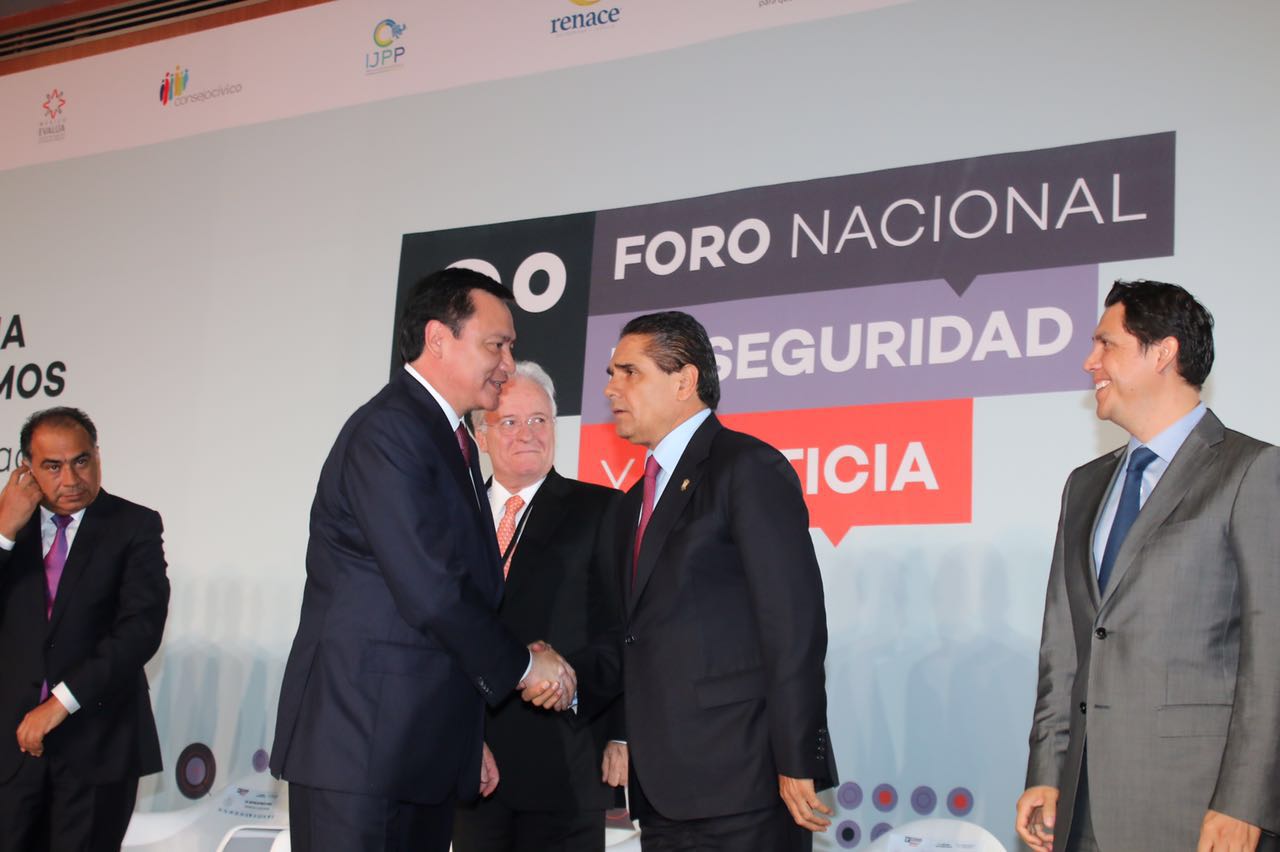 Participa Silvano Aureoles como ponente en el 8° Foro Nacional sobre Seguridad y Justicia