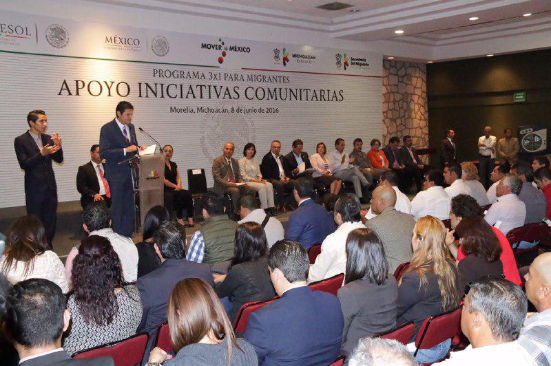 Alfonso Martínez se pronuncia a favor de brindar oportunidades de desarrollo para evitar la migración