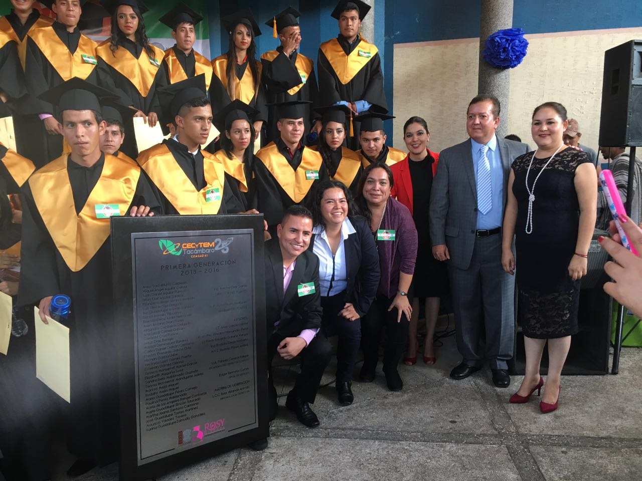 Rosy Miranda, madrina de la primera generación del CECyTEM en Tacámbaro