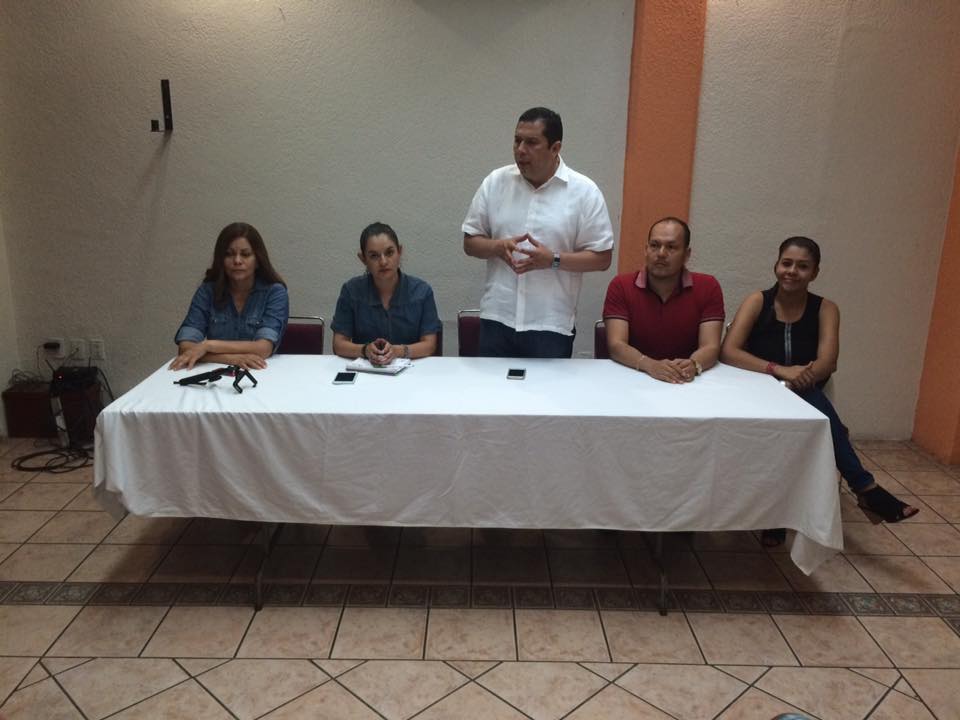 ICATMI oferta cursos en municipios con la presencia activa de Carlos Barragán