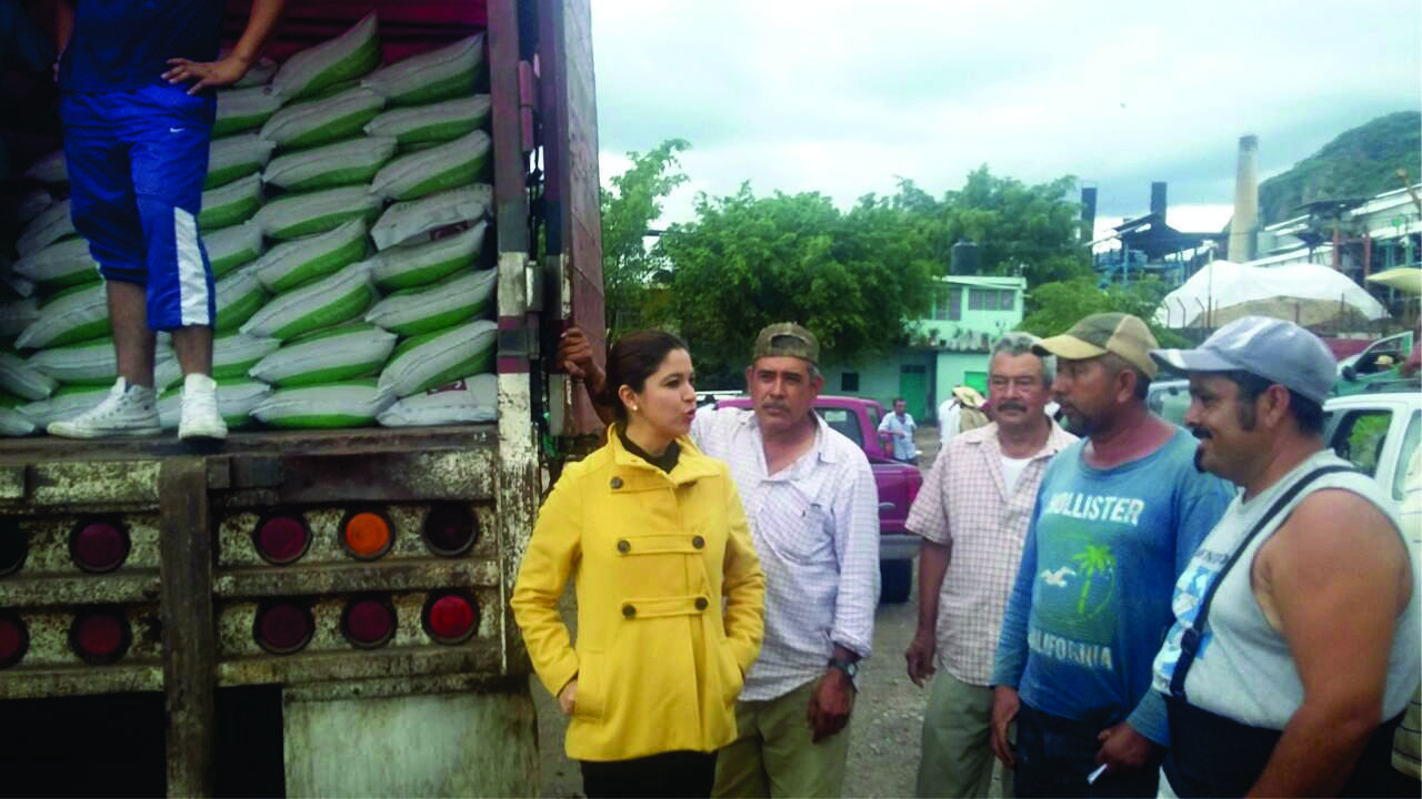 Mejorar las condiciones del campo, obligación de todos: Rosy Miranda