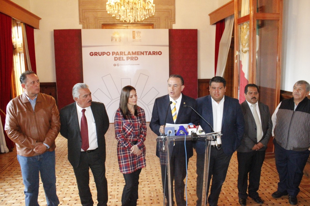 Presenta Sigala iniciativa de Ley Orgánica Municipal de avanzada para Michoacán