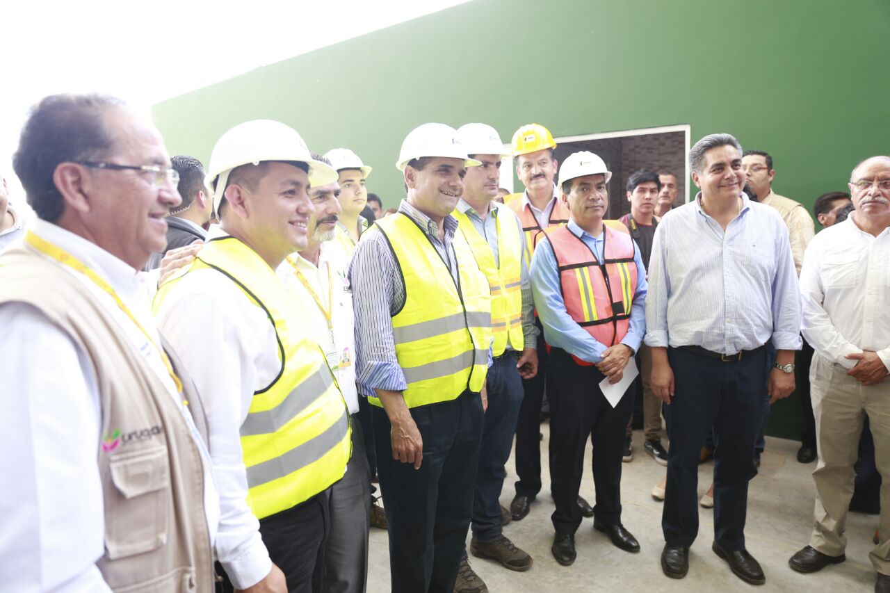 Supervisa Gobernador obras de impacto social en Uruapan