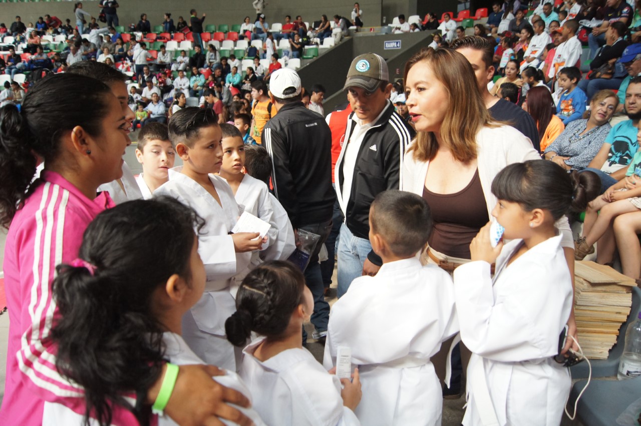 La niñez, un orgullo para el distrito 10 de Morelia: Yarabí Ávila González