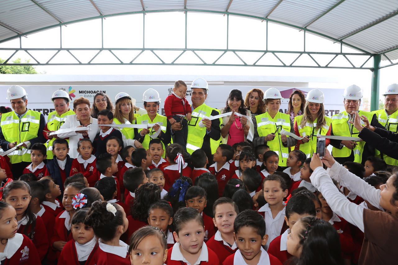 Más de 700 obras de infraestructura educativa en 9 meses de Gobierno de Silvano Aureoles