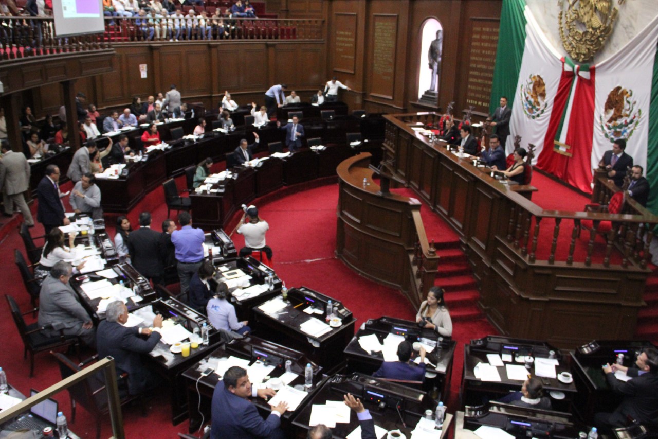 Diputados abrogan decreto por el que se otorga condecoración Suprema Junta Nacional Americana