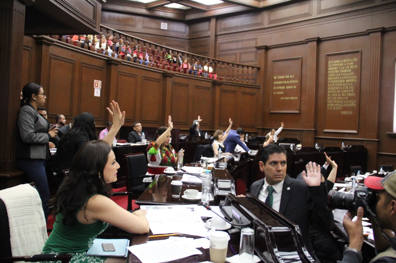 Diputados aprueban sanciones para robo de identidad