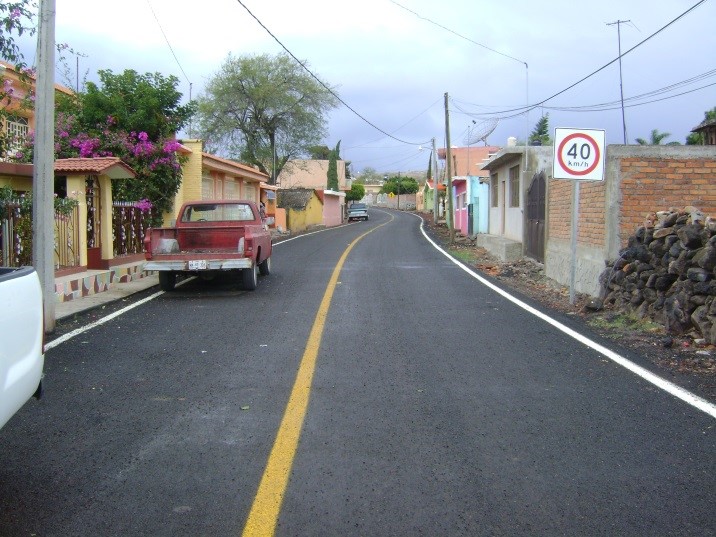 Concluye JC construcción de camino en Yurécuaro; beneficiará a 88 mil personas