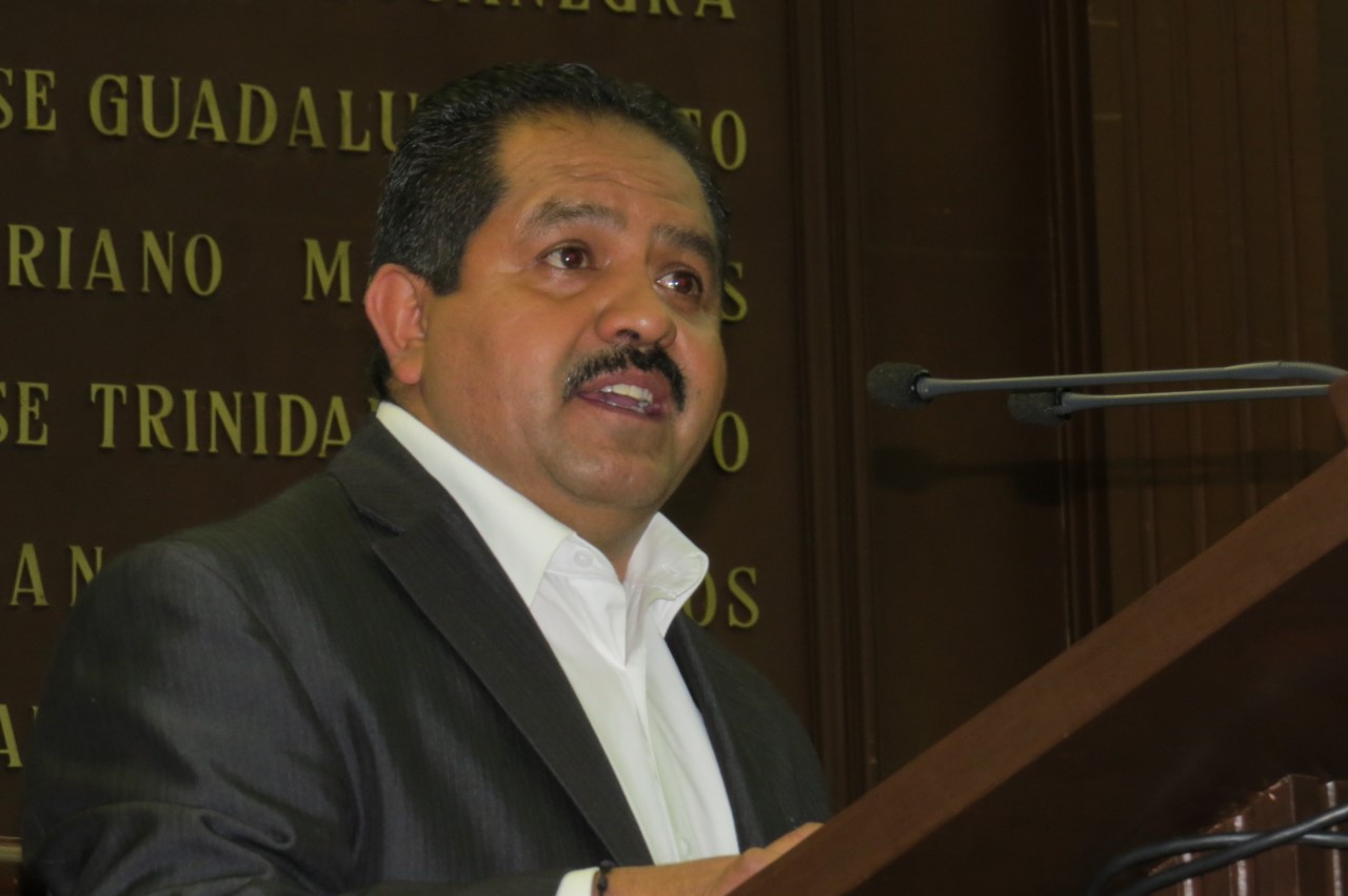 Presenta José Guadalupe Aguilera exhorto por cañones antigranizo