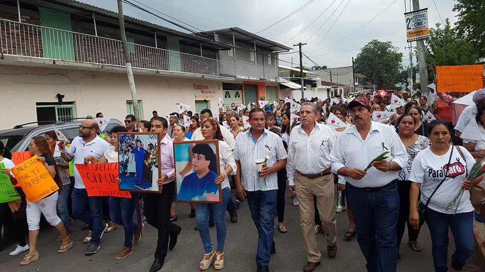 Segundo día de homenajes a Juan Gabriel en Parácuaro, su pueblo le llora