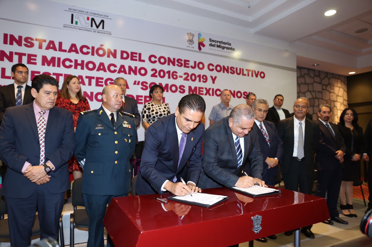Presentan Gobernador y el INM la estrategia «Somos Mexicanos»