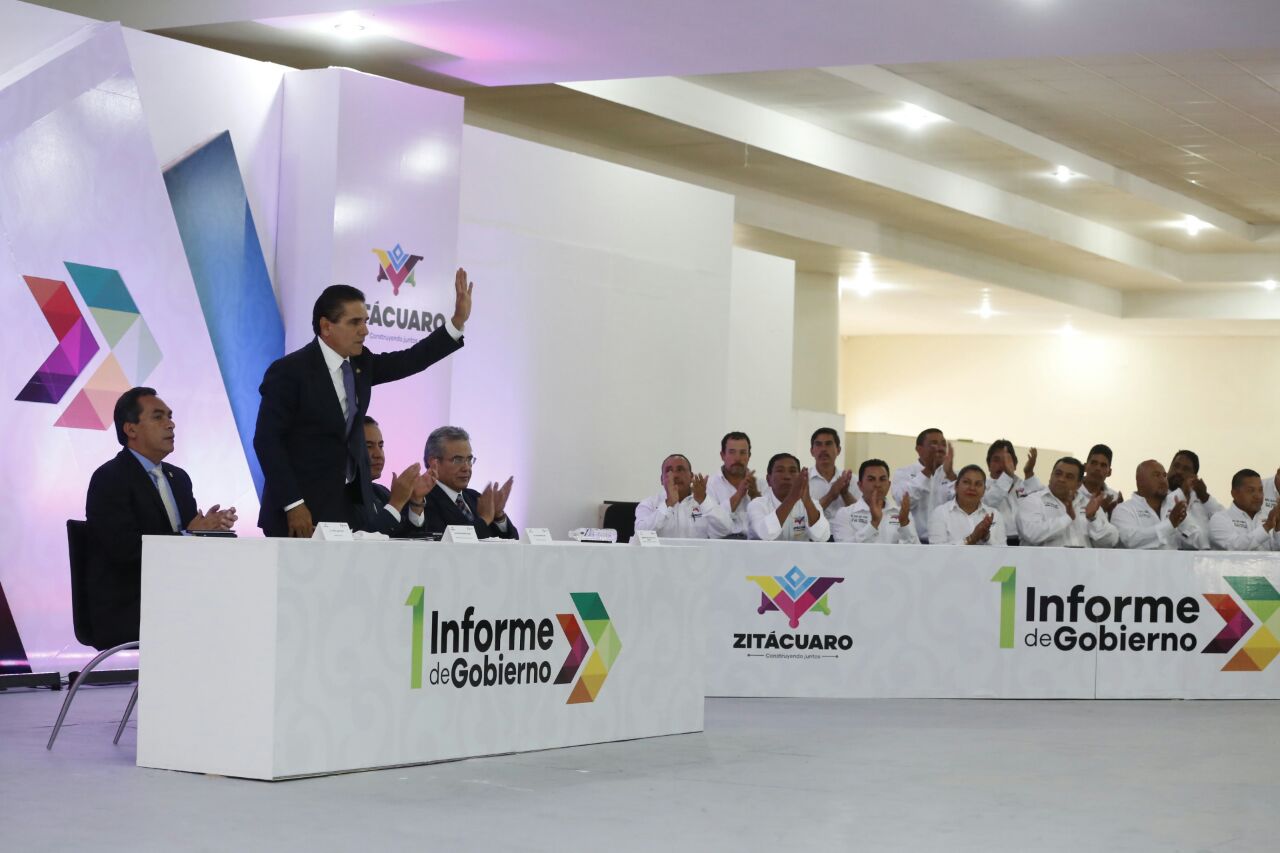 Asiste Gobernador a Primer Informe del presidente municipal de Zitácuaro