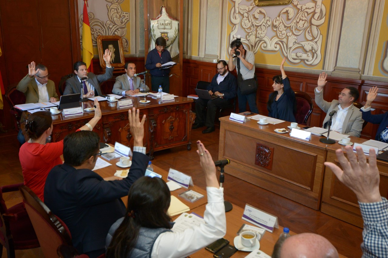 Alfonso Martínez anuncia que no habrá incremento en tarifas del agua potable para el 2017