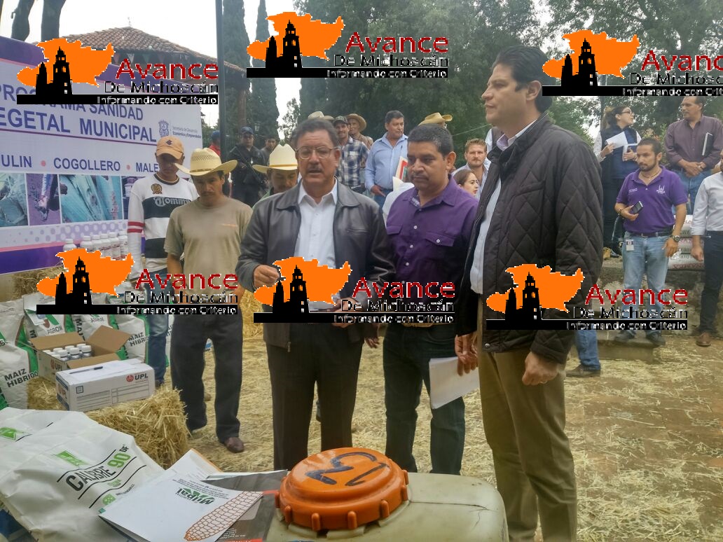 Cumple Alfonso Martínez compromiso con campesinos de Morelia