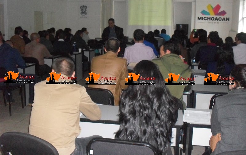 Capacita Secretaria de Finanzas y Administración a servidores públicos.