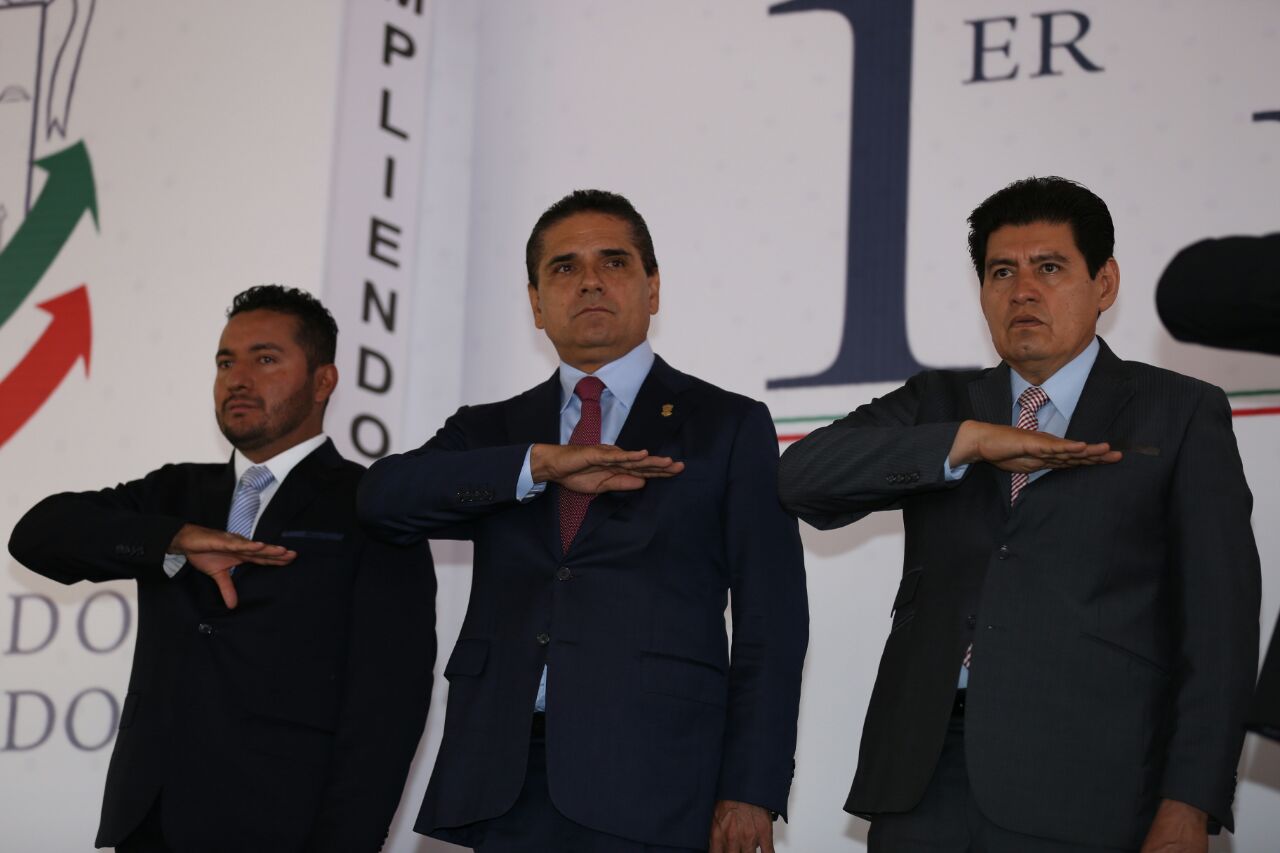 Detonaremos el desarrollo de Huiramba: Silvano Aureoles