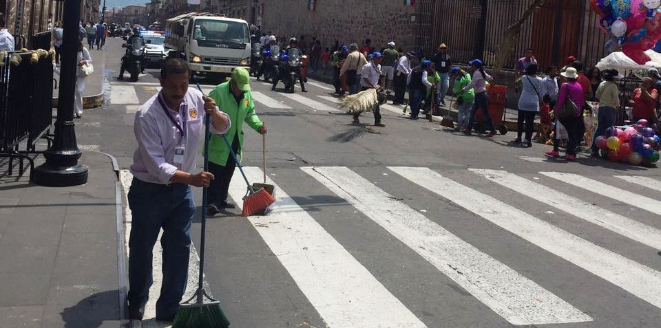 Intensifica Ayuntamiento de Morelia jornadas de limpieza por Festejos Patrios