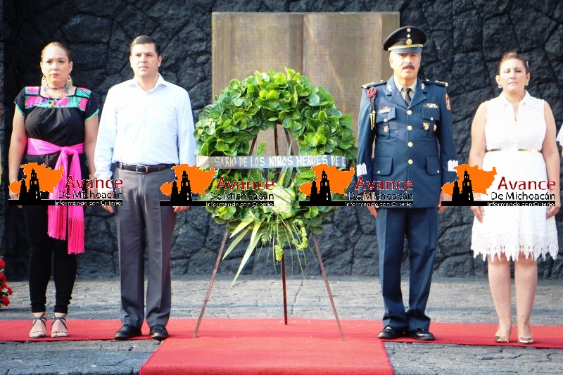Conmemora Ayuntamiento de Apatzingán y ZM 43, a los Niños Héroes.