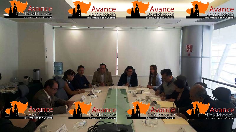 Se suman instituciones educativas a convocatoria de becas del Colegio de Morelia.