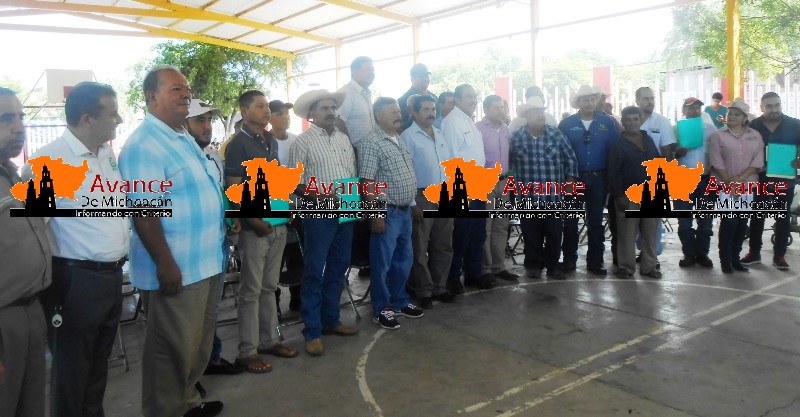 Entregaron Incentivos a Productores de la Región que Mejoraron Sistemas de Riego