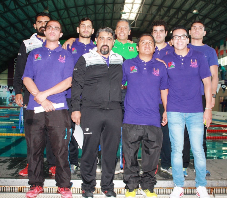 Presenta Ayuntamiento de Morelia a su equipo de natación Ranas-IMDE