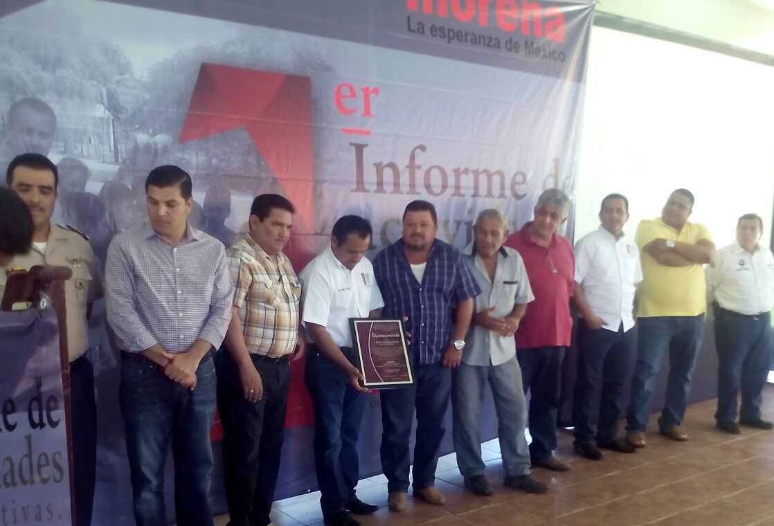 Entregan reconocimiento por labor legislativa a Diputado Local de Morena en Michoacán