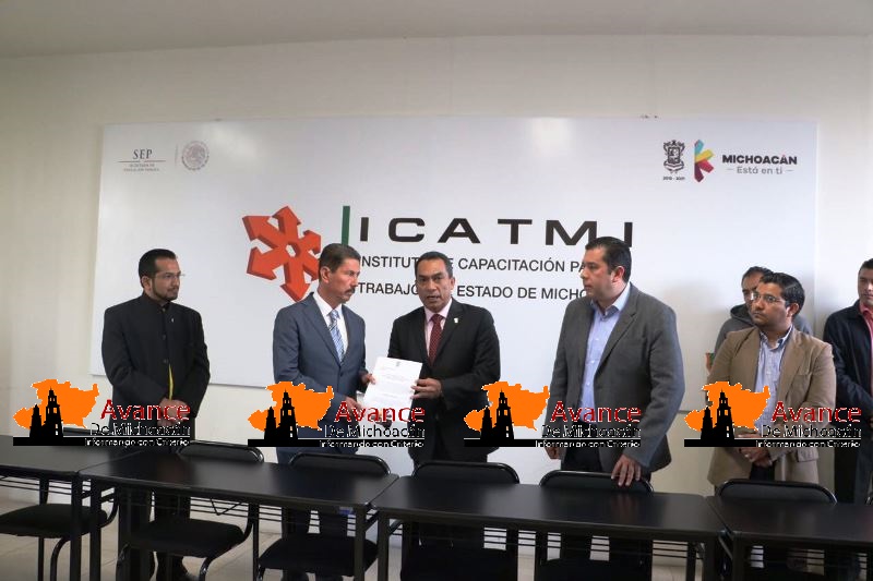 Continúan relevos en el Gobierno del Estado