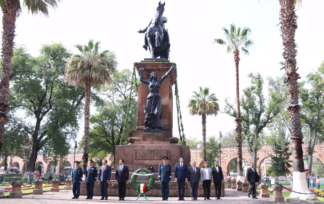 Fiesta y alegría, en desfile Cívico-Militar en honor a Morelos