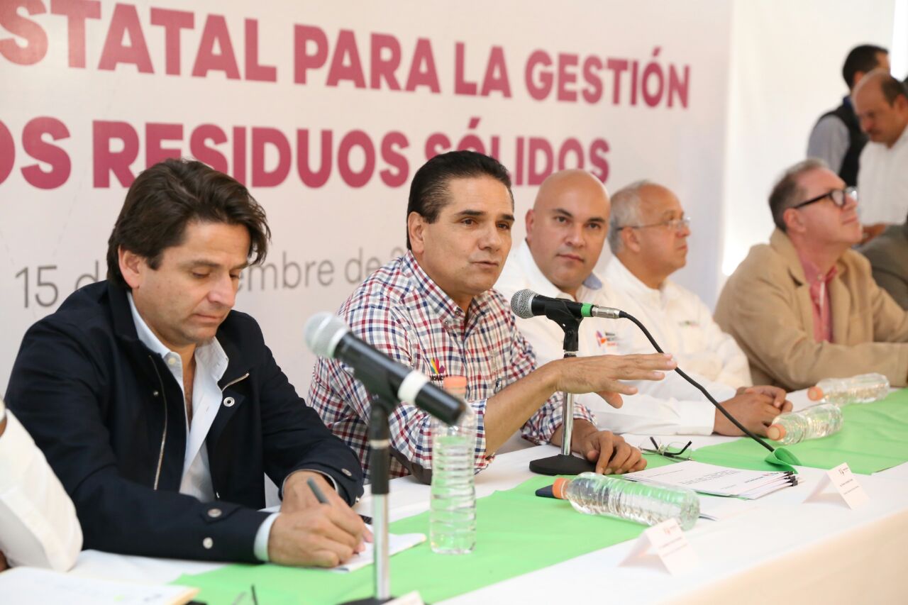 Presenta Gobernador proyecto integral para manejo de residuos sólidos en Michoacán