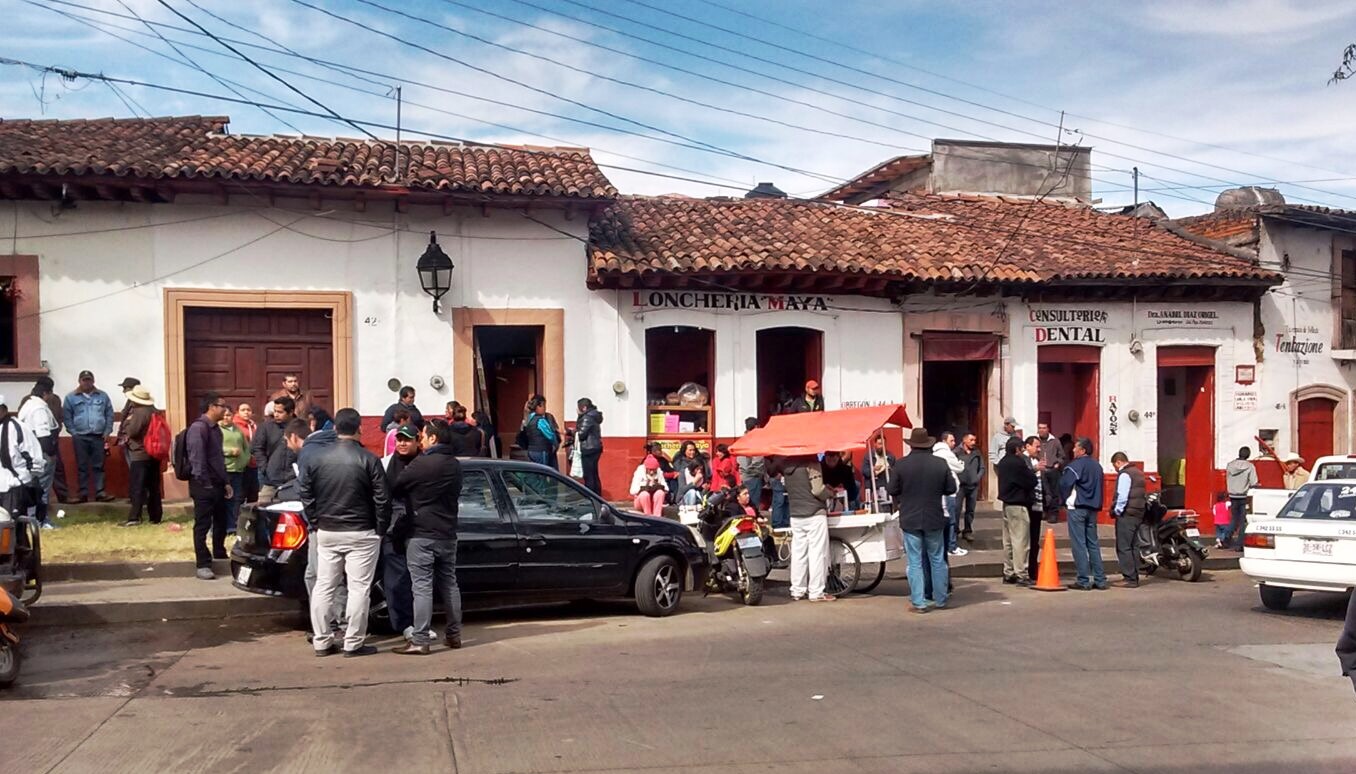 Toma de calles en Pátzcuaro fueron encabezadas por papá de un asesor de la Presidencia