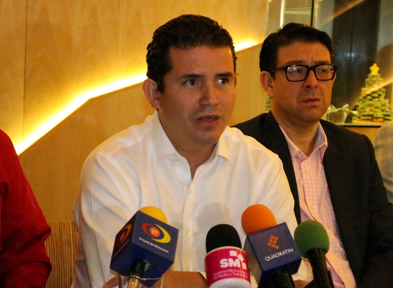 El 2016 Marco Polo Aguirre y Daniela de los Santos etiquetaron cerca de 55 MDP para Morelia.