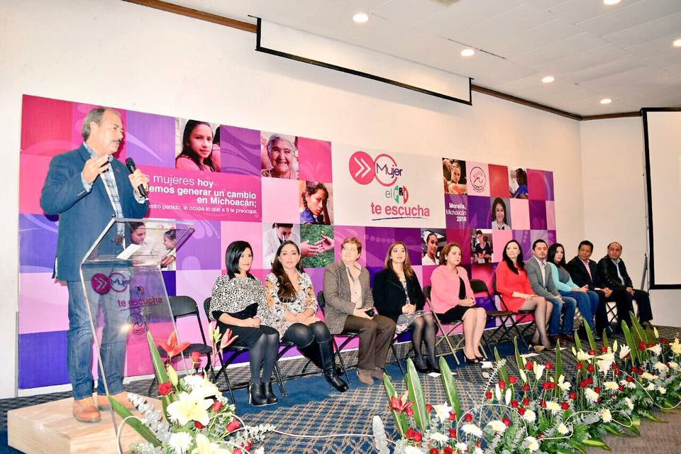 LAS MUJERES El ALMA DEL PRI: VÍCTOR SILVA TEJEDA