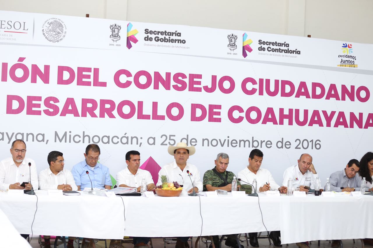 Coahuayana, en la ruta correcta para convertirse en un gran polo de desarrollo: Silvano Aureoles